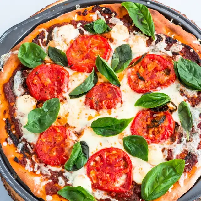 مارغريتا بيتزا - Margherita Pizza