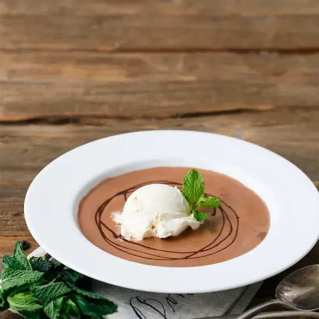 شوربة حلوى الشوكولاتة بالنعناع - Mint Chocolate Dessert Soup